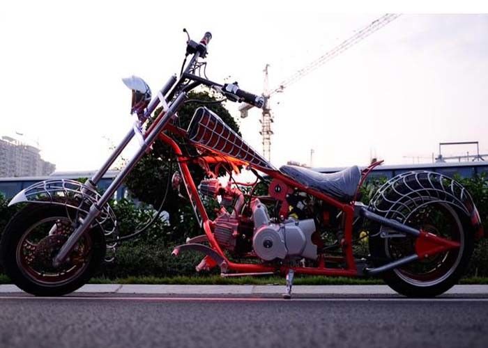 Motociclo legale della via di stile 50cc dello Spiderman, carro armato su ordinazione della batteria 3L dei selettori rotanti 12V di Harley