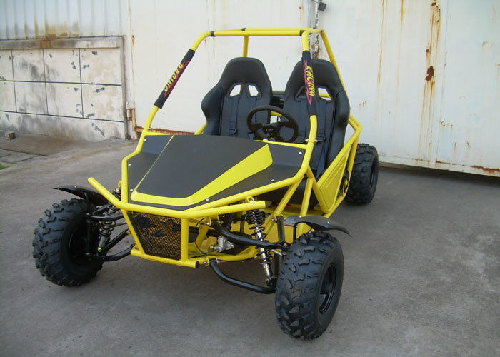 colpo del carrozzino 4 dei go-kart di colore 150cc quattro e singolo azionamento della ruota del cilindro 2
