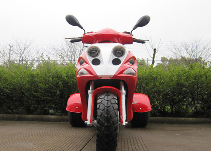 tri colpo raffreddato SOHC del cilindro quattro del motociclo della ruota 50cc aria singolo con la grande scatola posteriore