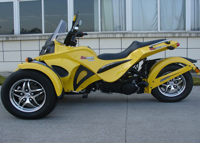 Motociclo posteriore della ruota del freno a disco tri con due il colpo raffreddato ad acqua delle ruote anteriori 4