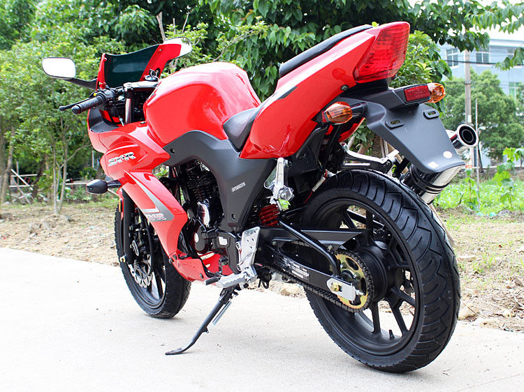 La singola via del cilindro Bikes un'aria raffreddata, motocicli astuti di 4 colpi di sport di forma 250cc