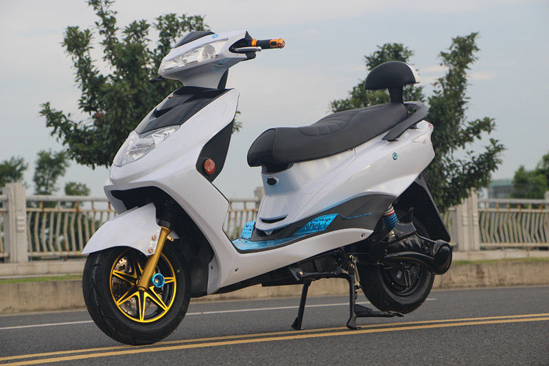 Motore senza spazzola elettrico d'acciaio di CC della bici 1500W del ciclomotore con la batteria al piombo di 72V 20Ah