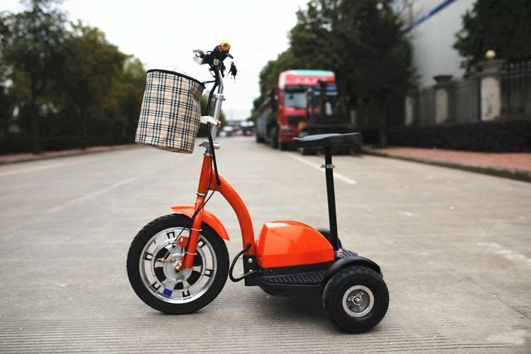 La bici elettrica del ciclomotore del freno di mano 350w 25 km/ora con il magnete permanente ha spazzolato il motore di CC