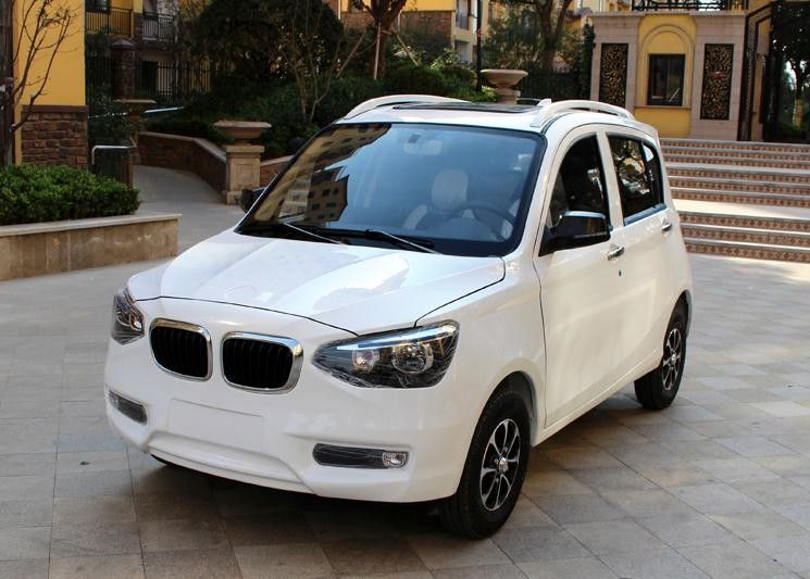 carretti di golf elettrici 6000w con il PVC della radio del MP3 dell'aerotermo di stile di BMW di 5 sedili delle porte 4