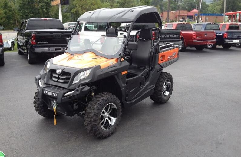 2 CF dei veicoli utilitari del gas di Seat 800cc vanno in automobile UTV con il forte motore autoalimentato