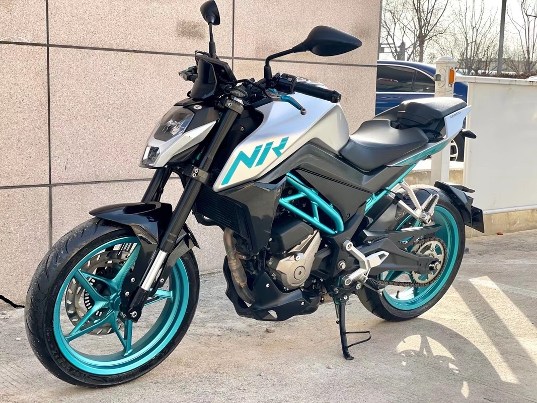 i motocicli ad alta potenza 150cc con aria hanno raffreddato 4 il motore della valvola del colpo SOHC 2
